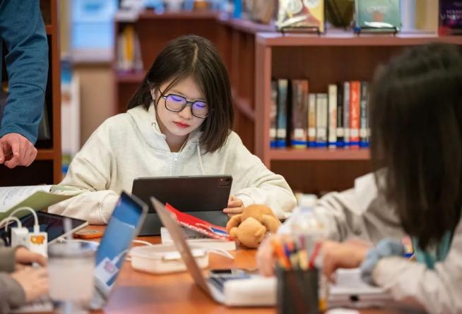 大连华美双语学校2023海外大学录取公布！(图2)