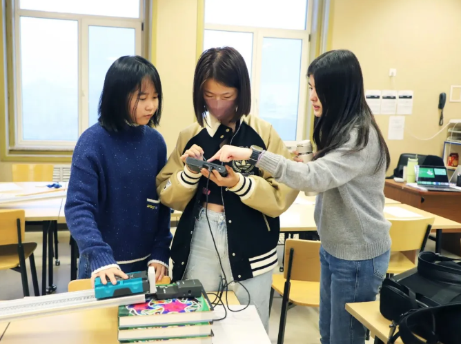 在大连华美拆盲盒：理科菜鸡竟开出世界百强名校入场券(图3)