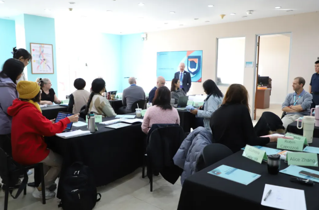 华美 × 剑桥官方教师培训项目圆满落幕(图1)