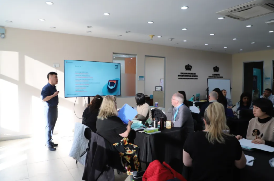 华美 × 剑桥官方教师培训项目圆满落幕(图2)